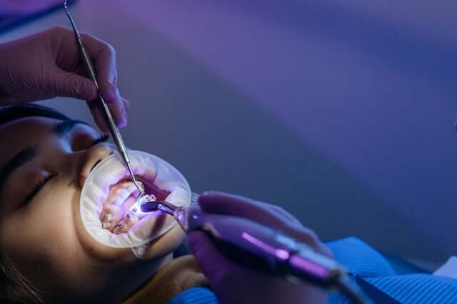 Ortodont Radom zapewnia skuteczne leczenie ortodontyczne